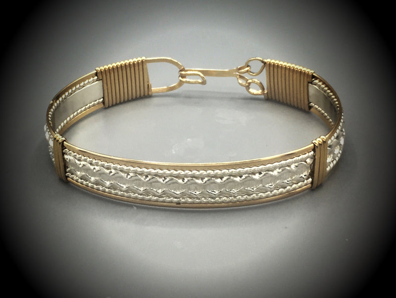 Classic Wire Bracelet